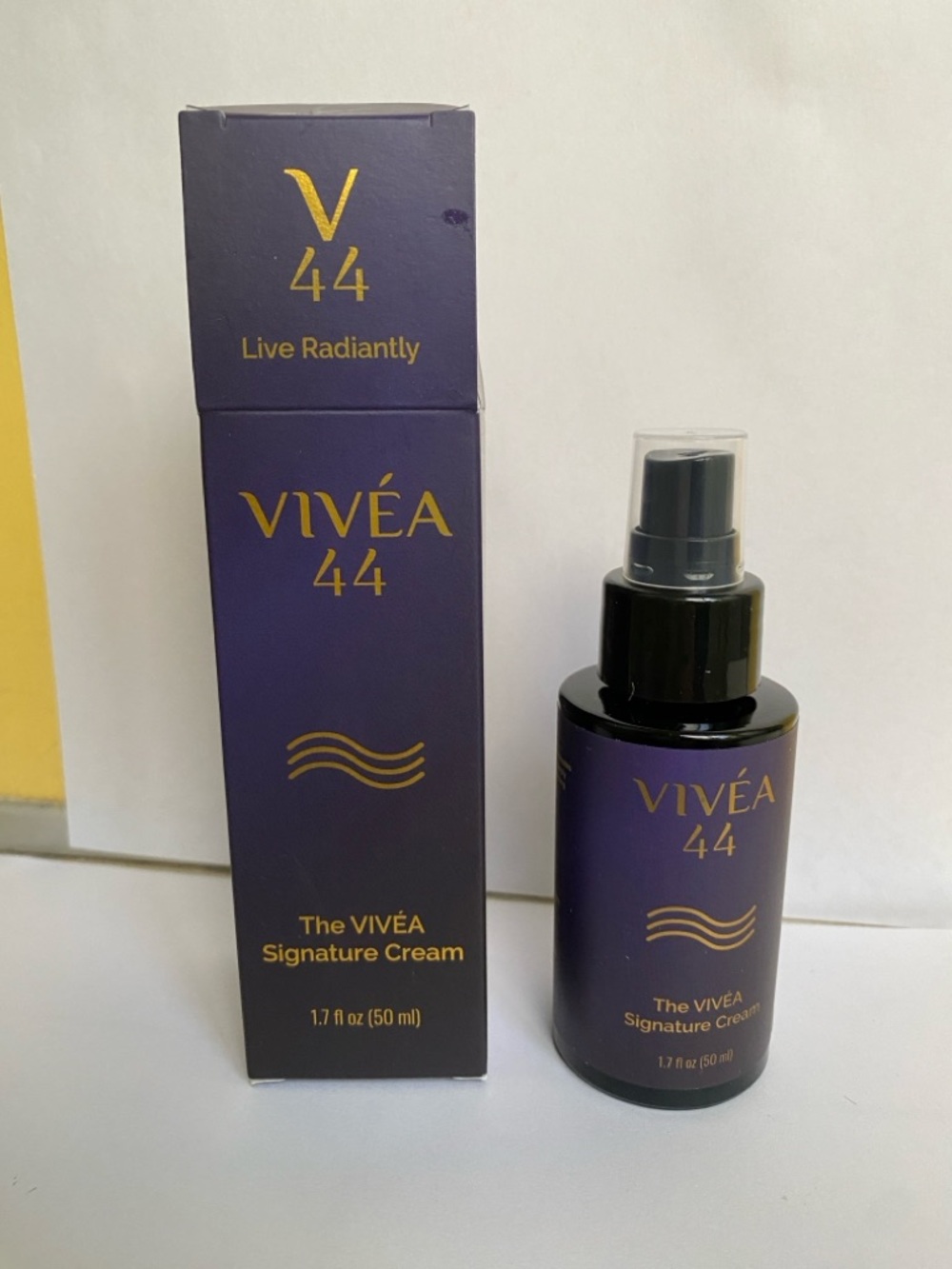 Vivea 44 Signature Cream Moisturizer Brand new 50 ml